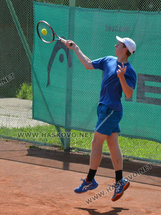 Ясни са полуфиналистите на сингъл на държавното първенство по тенис в Хасково