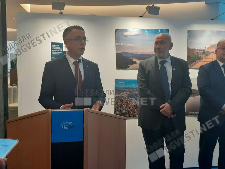 Изложба,посветена на скалния град на траките Перперикон бе открита в Европейският парламент