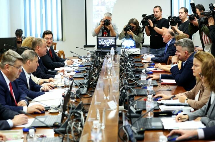 ВСС заседава по искането за предсрочно прекратяване на мандата на главния прокурор Иван Гешев