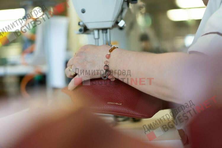 Нов Mоден Tехнологичен Център, работещ за най-големите световни брандове, осигурява работни места за 300 души в Димитровград