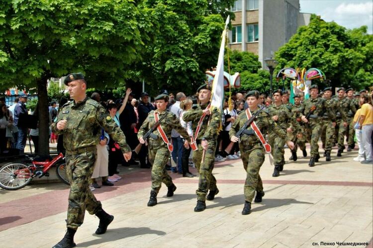 Смолян се преклони пред подвига на Ботев и загиналите за свободата  