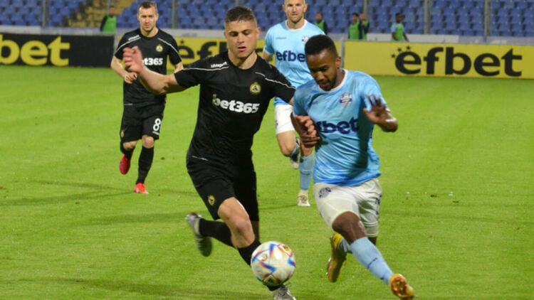 Инфарктен мач на Арена "Арда",домакините взеха измъчена победа над Славия