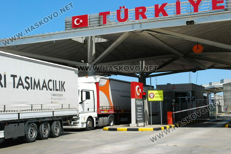 2 млрд. лв. годишно ще се пести при облекчаване на товарния трафик през страната ни