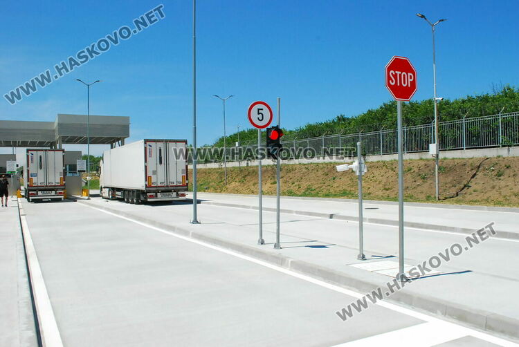 2 млрд. лв. годишно ще се пести при облекчаване на товарния трафик през страната ни