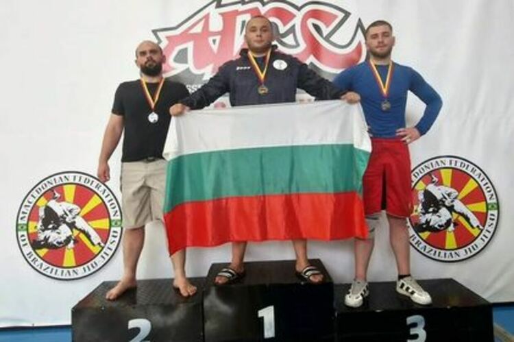 Радослав Русев стана шампион в състезание по граплинг в Скопие