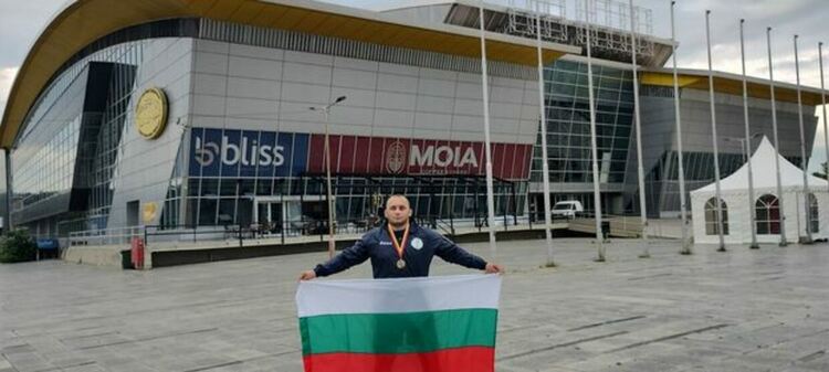 Радослав Русев стана шампион в състезание по граплинг в Скопие