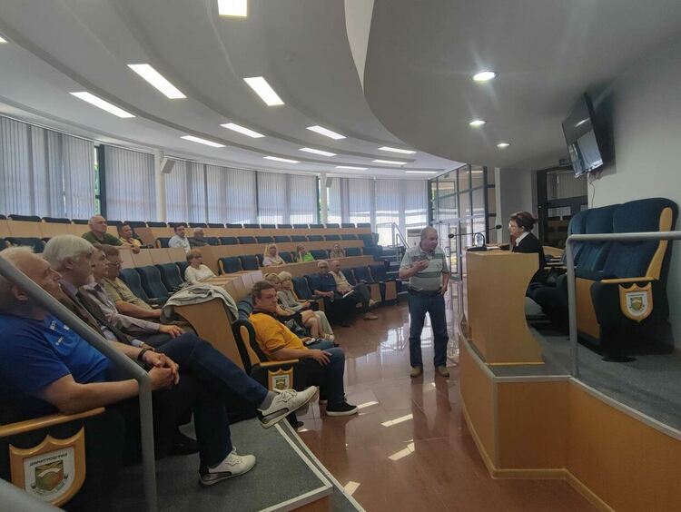 Предлагат Иван Евлогиев и проф. Иван Русчев за почетни граждани на Димитровград