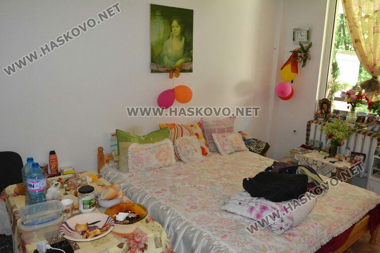 стаята на Нели и Осман