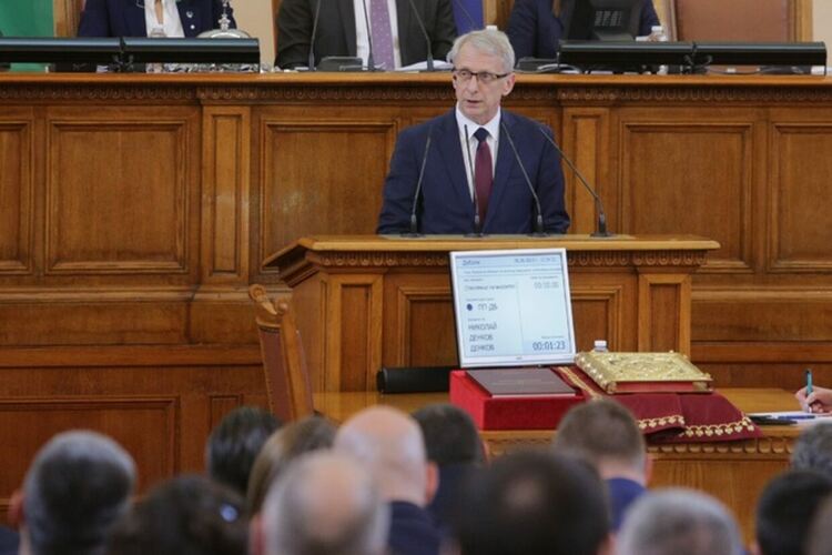 Денков: Днес е денят да изберете кабинет, който има смелостта и експертизата да вземе важните решения