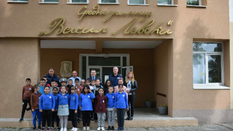 Приключи „Детското полицейско управление“ в Брезник