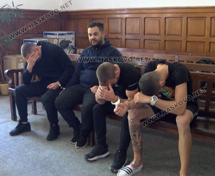 Оставиха в ареста задържаните за подпомагане на нелегални мигранти