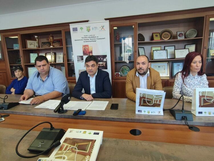 Театъра в Димитровград с нов облик - откриването ще е септември месец