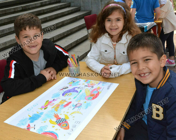 Започна „Забавно лято“ за деца в библиотеката на читалище „Заря“