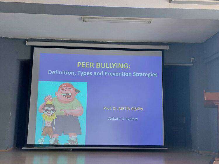 Ученици от Хасково обсъдиха тормоза в училище на международна среща в Турция 