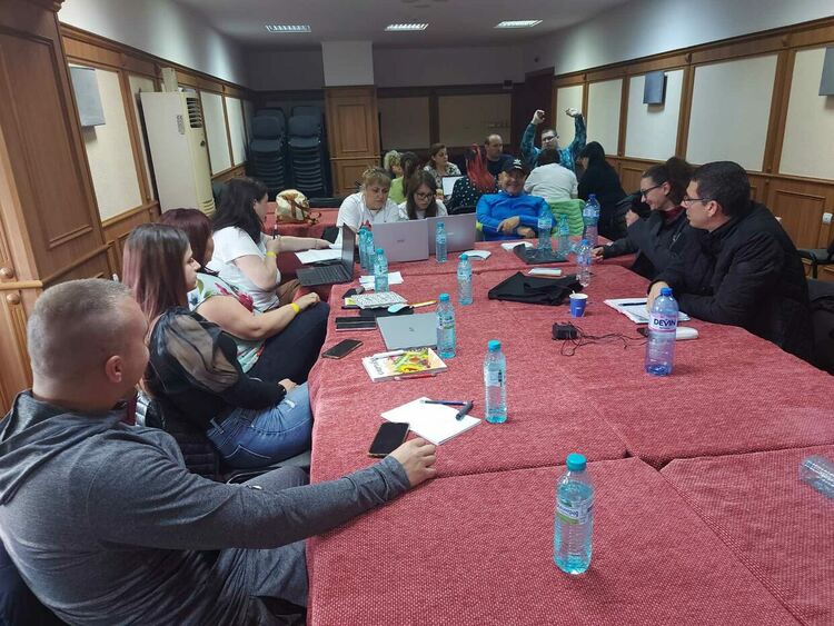 Предоставящите социални услуги в Първомай участват в кръгли маси за иновации и развитие в сферата им