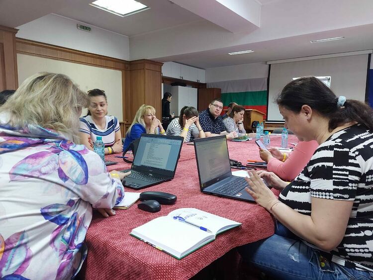 Предоставящите социални услуги в Първомай участват в кръгли маси за иновации и развитие в сферата им