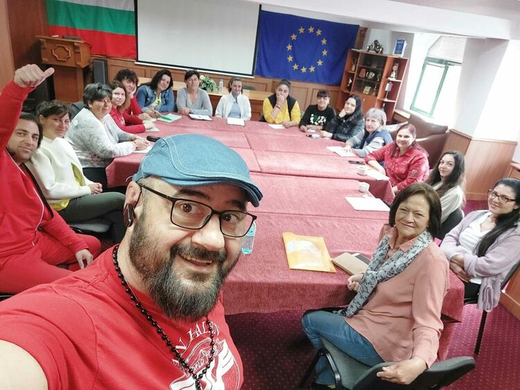 Предоставящите социални услуги в Първомай участват в кръгли маси за иновации и развитие в сферата им