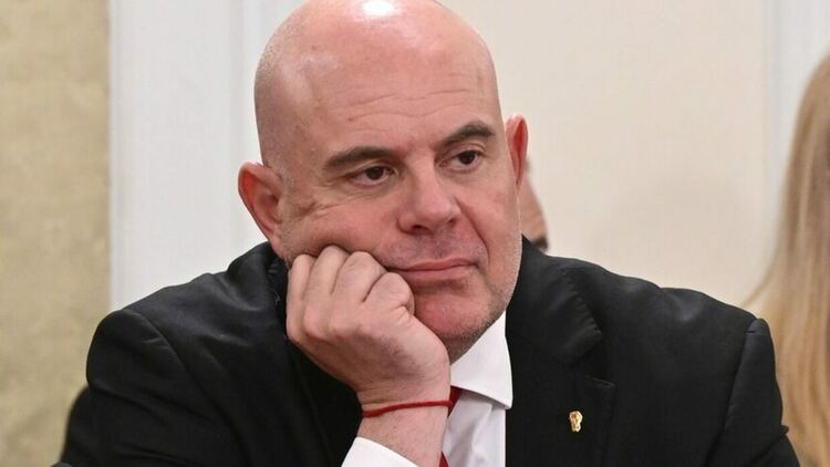 "Много раними същества": Отстраняването на Гешев продължава