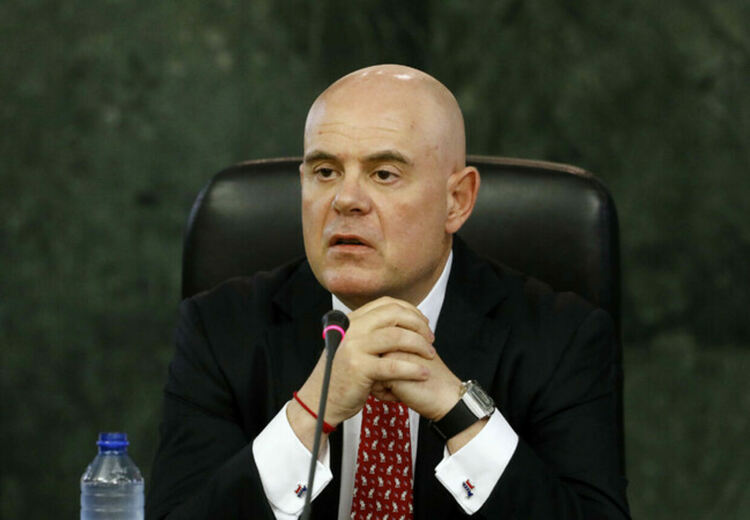 Гешев иска да бъде изслушан в НС по разследвания за корупция по високите етажи на властта и търговия с влияние