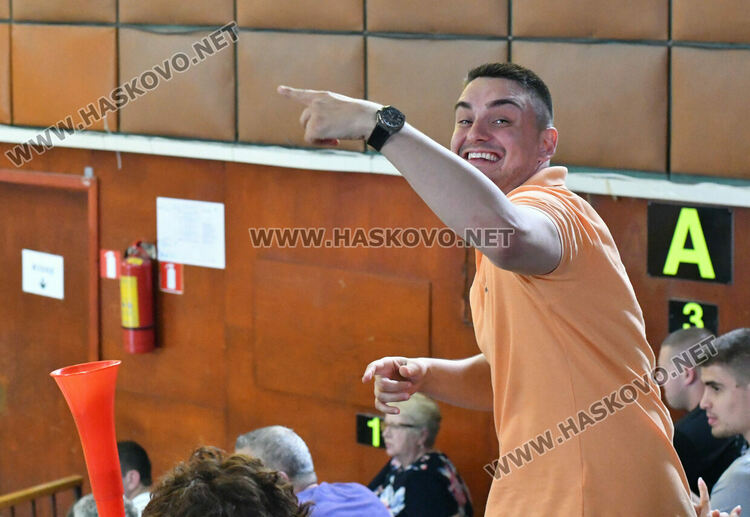 Баскетболистите на Хасково ще спорят за титлата в „А“ група