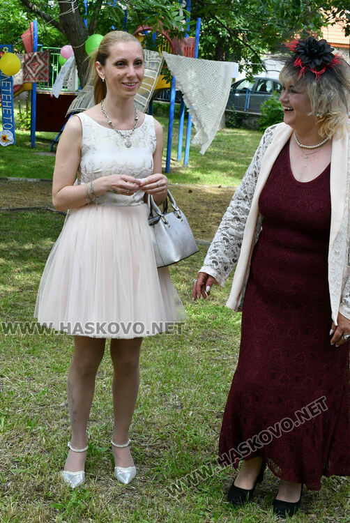 Плетива и стари градски песни в Крум за девета година