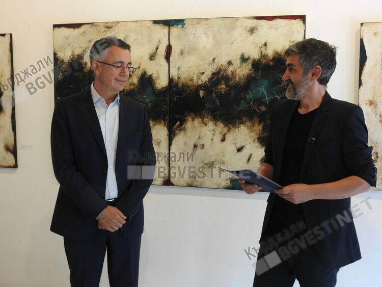 Побратимена Струмица гостува на Кърджали с изложба