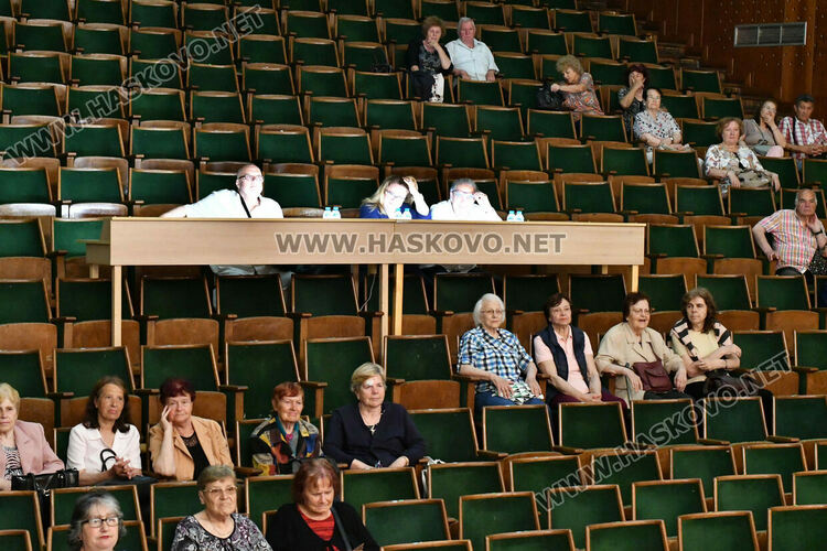 Откриха Националния конкурс-фестивал „С песните на Ари“