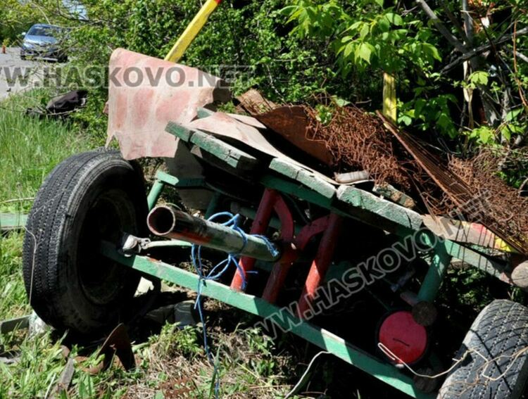 32-годишен пътник в каруца почина след катастрофа с БМВ