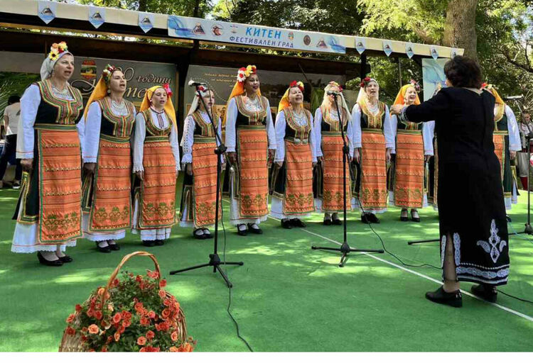 „Зора-Зорница“ и квартет „Вида“ станаха лауреати „Първа степен“ в международен фестива