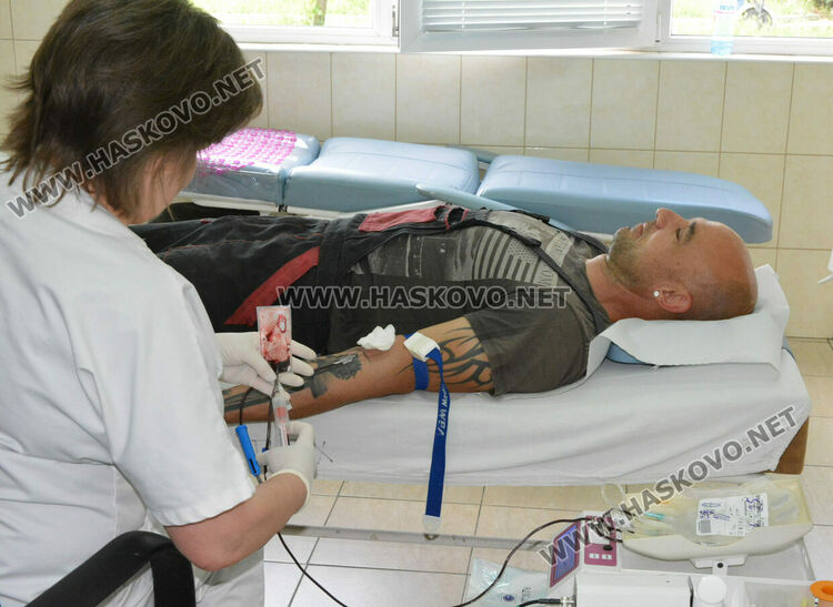 244 души дариха кръв безвъзмездно в Хасково за година