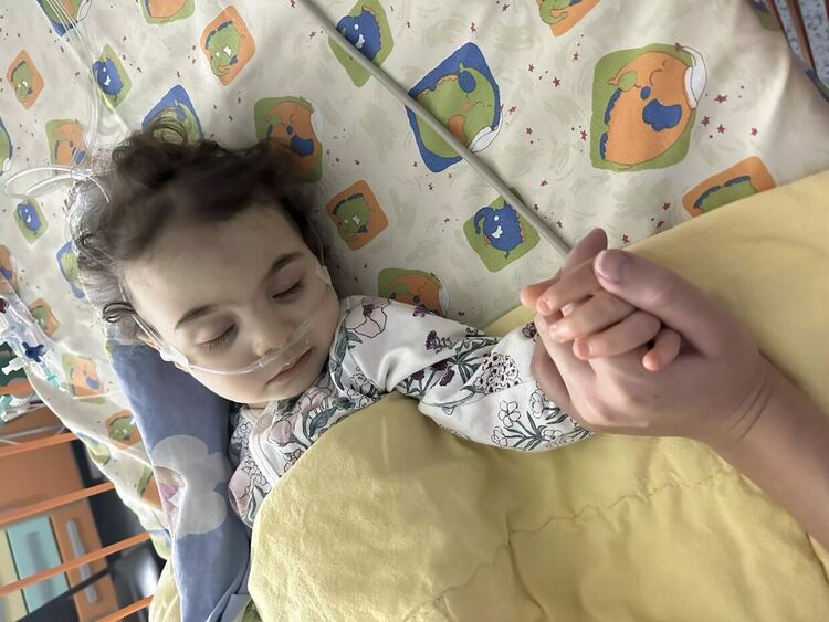 Отбори по бокс и кикбокс се включват с турнири в помощ на бебето Кристин