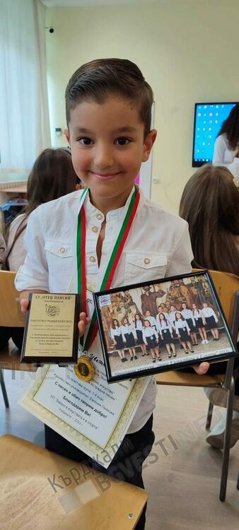 Паисиевци отново на върха!