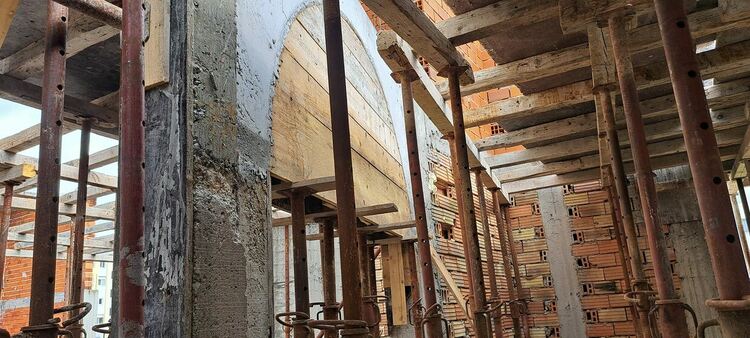 Катя и Здравко от дует “Ритон“ се включиха в благотворителната кампания за строежа на църквата „Св.Иван Рилски"