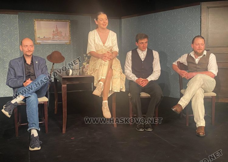 Режисьорът Атанас Атанасов сбъдва мечта на хасковска сцена с компилация по Чехов „Смехът на сърцето“