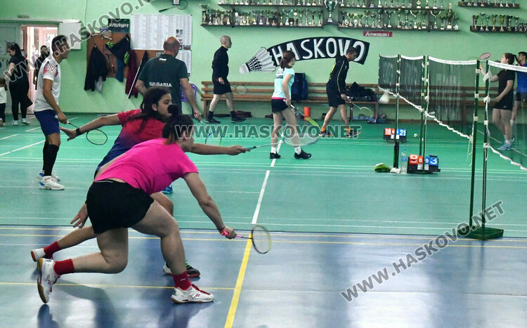 Хасково е домакин на четвъртия кръг от Националната верига по бадминтон