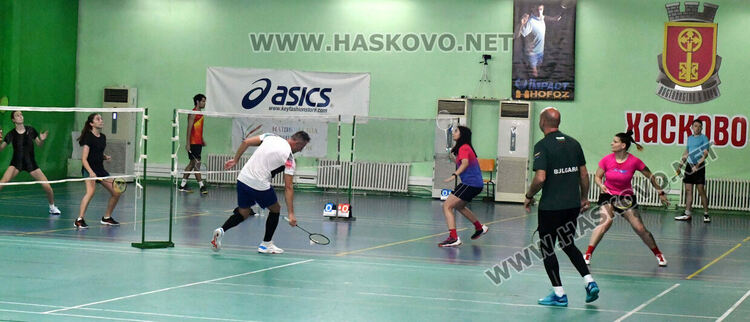 Хасково е домакин на четвъртия кръг от Националната верига по бадминтон