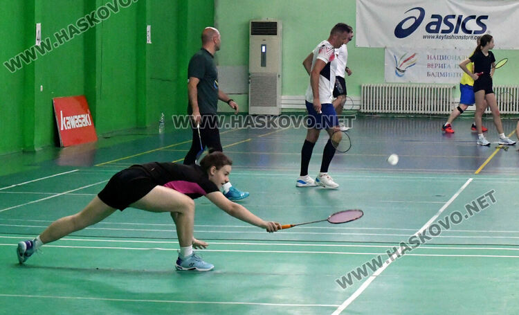 Хасково е домакин на четвъртия кръг от Националната верига по бадминтон