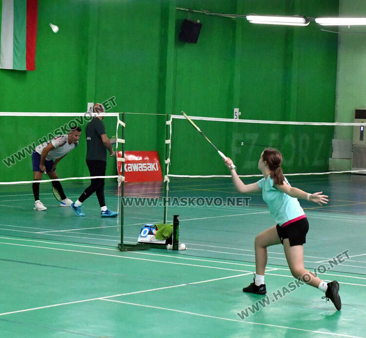 Хасково е домакин на четвъртия кръг от Националната верига по бадминтон