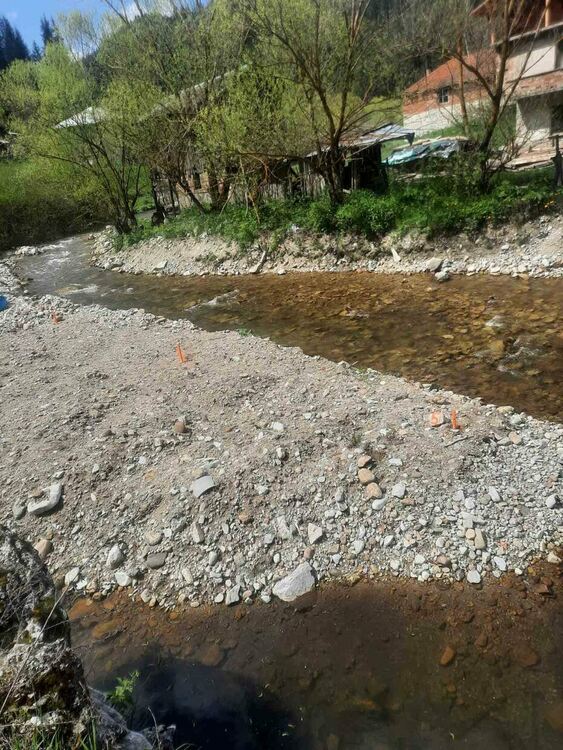 Стартира възстановяването на поредната подпорна стена в Триград 