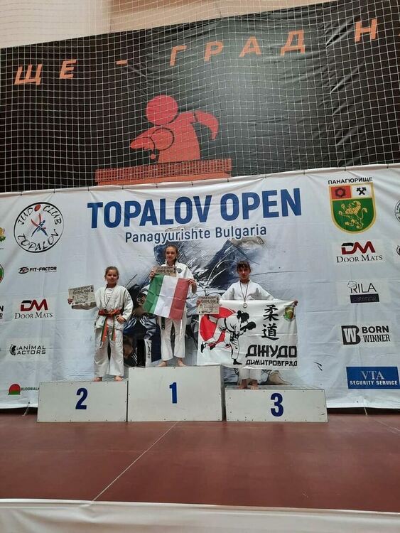 Успехи за димитровградските джудисти на "Топалов Опън"