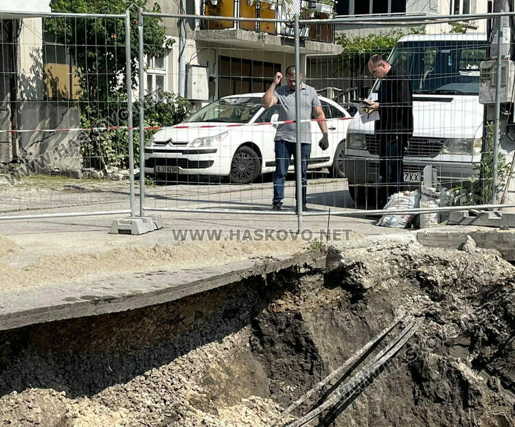 Комисия от общината на проверка за строежа на „Липа“