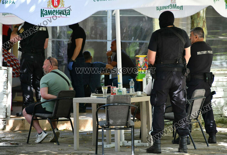 Акция на Военна полиция, арестуваха клиенти в хасковско заведение