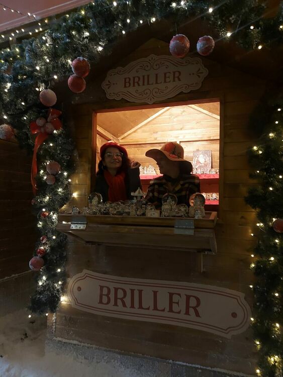 Първомайски театрали бяха забелязани да участват в продукция на Холмарк