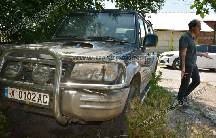 Директор на общежитие: Джип пречи при транспорта на ученици в Хасково
