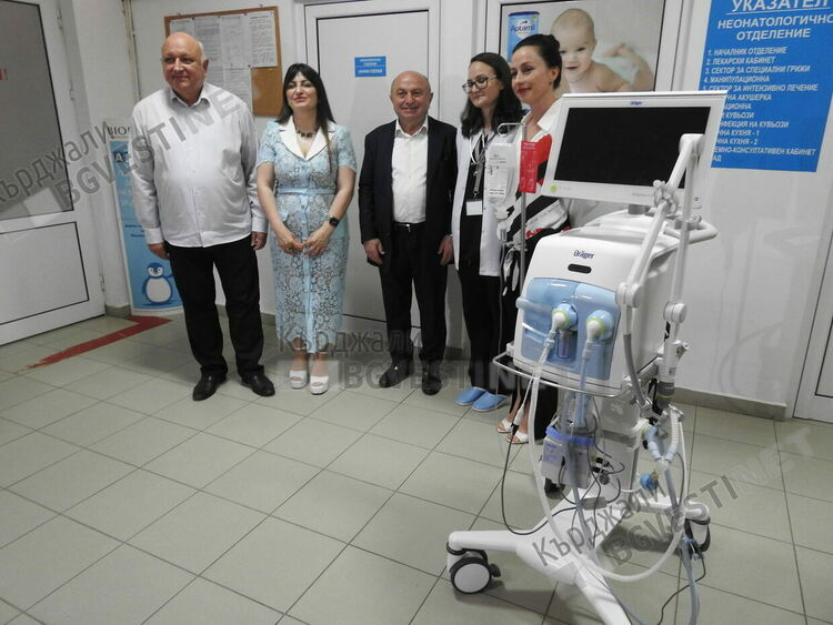 Поредно дарение за болницата в Кърджали на фондация „Хюсние Кяшиф”,неонатологичното отдление получи свръх модерен апарат