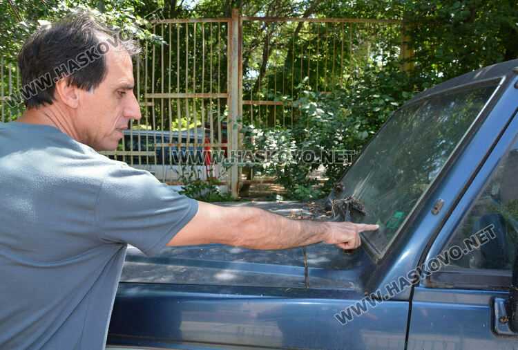 Директор на общежитие: Джип пречи при транспорта на ученици в Хасково