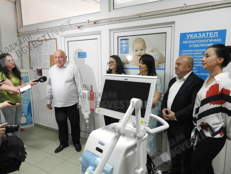 Поредно дарение за болницата в Кърджали на фондация „Хюсние Кяшиф”,неонатологичното отдление получи свръх модерен апарат