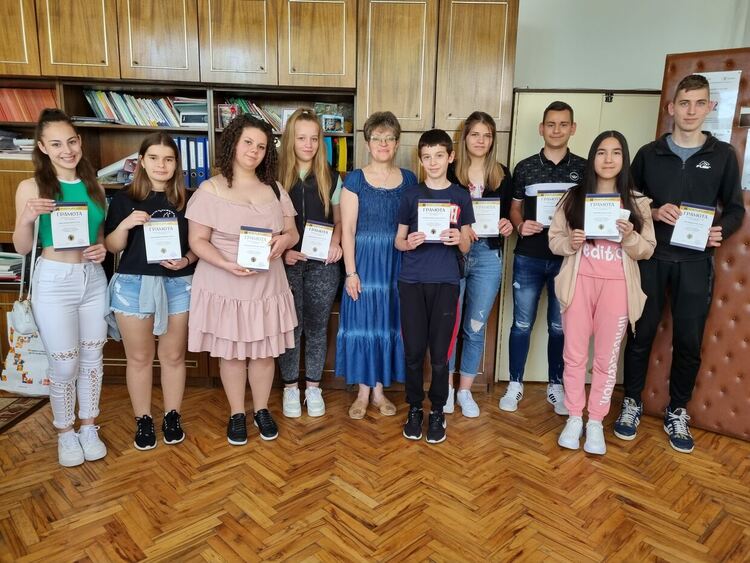 Петима медалисти във финалния кръг на „Стъпала на знанието“
