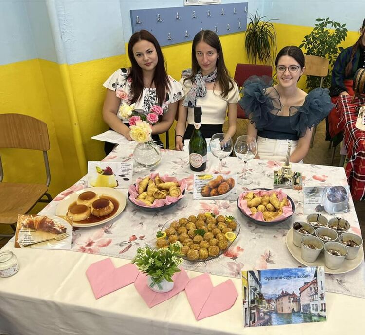 "Златаровци" представиха туристически продукт, предназначен за младежи