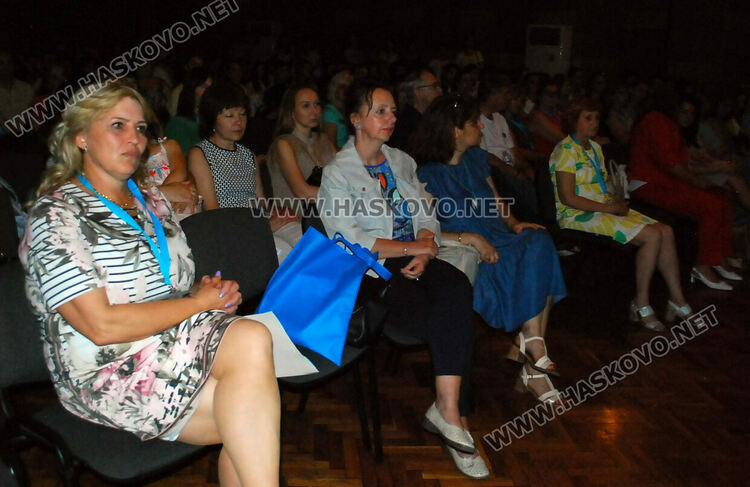 Училища представиха иновации, дейности и специалности в Хасково